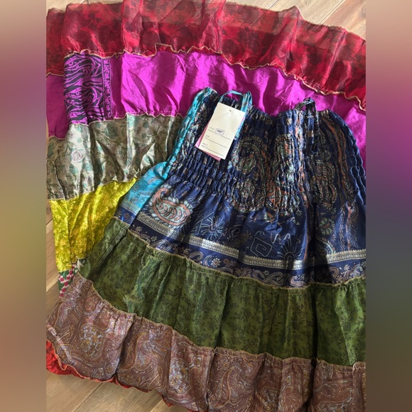 Junglee Billee Smocked Maxi Dress NWT - Picture 3 of 3